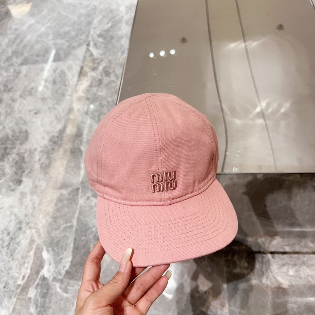 Miu Miu Caps